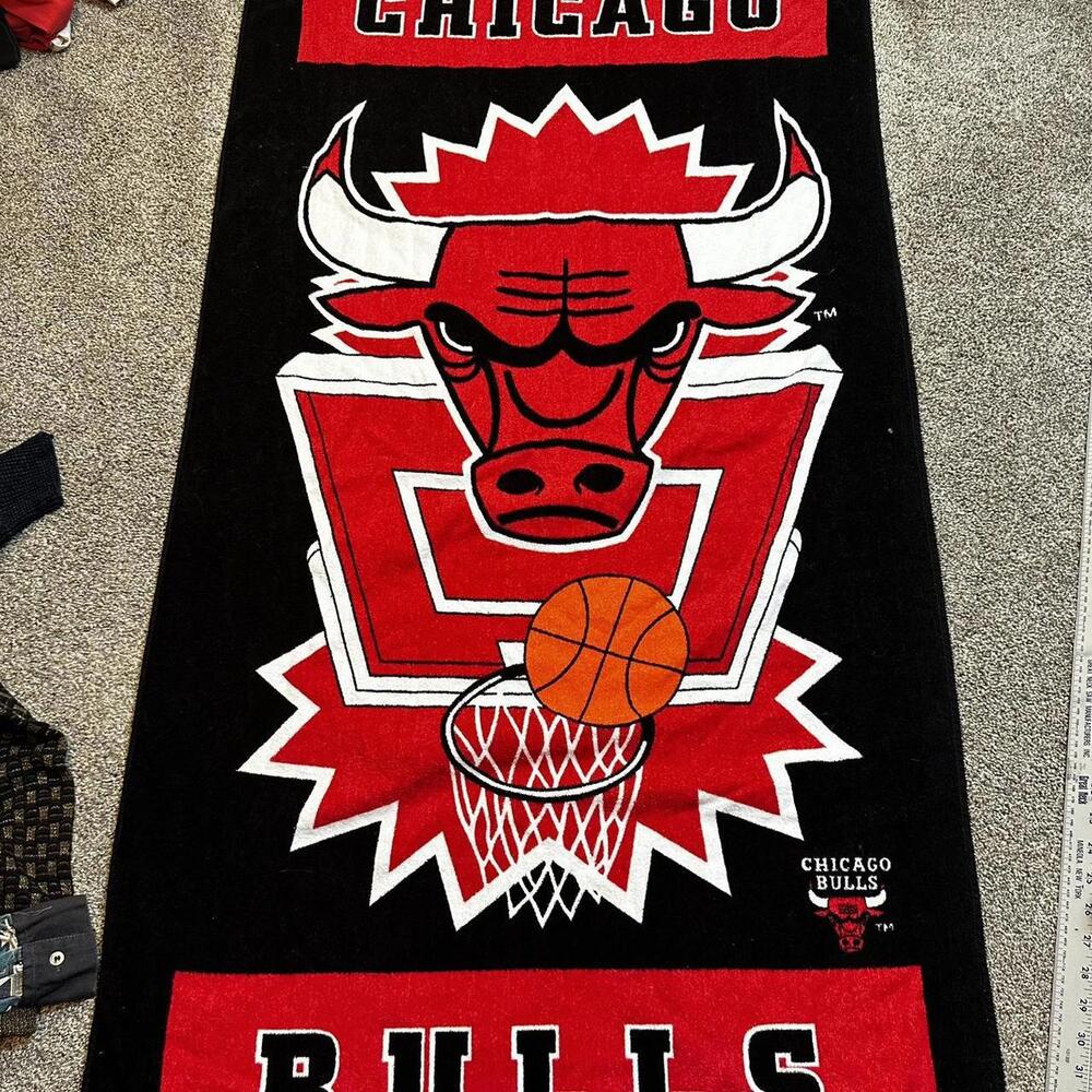 Vintage 1990s Chicago Bulls Towel